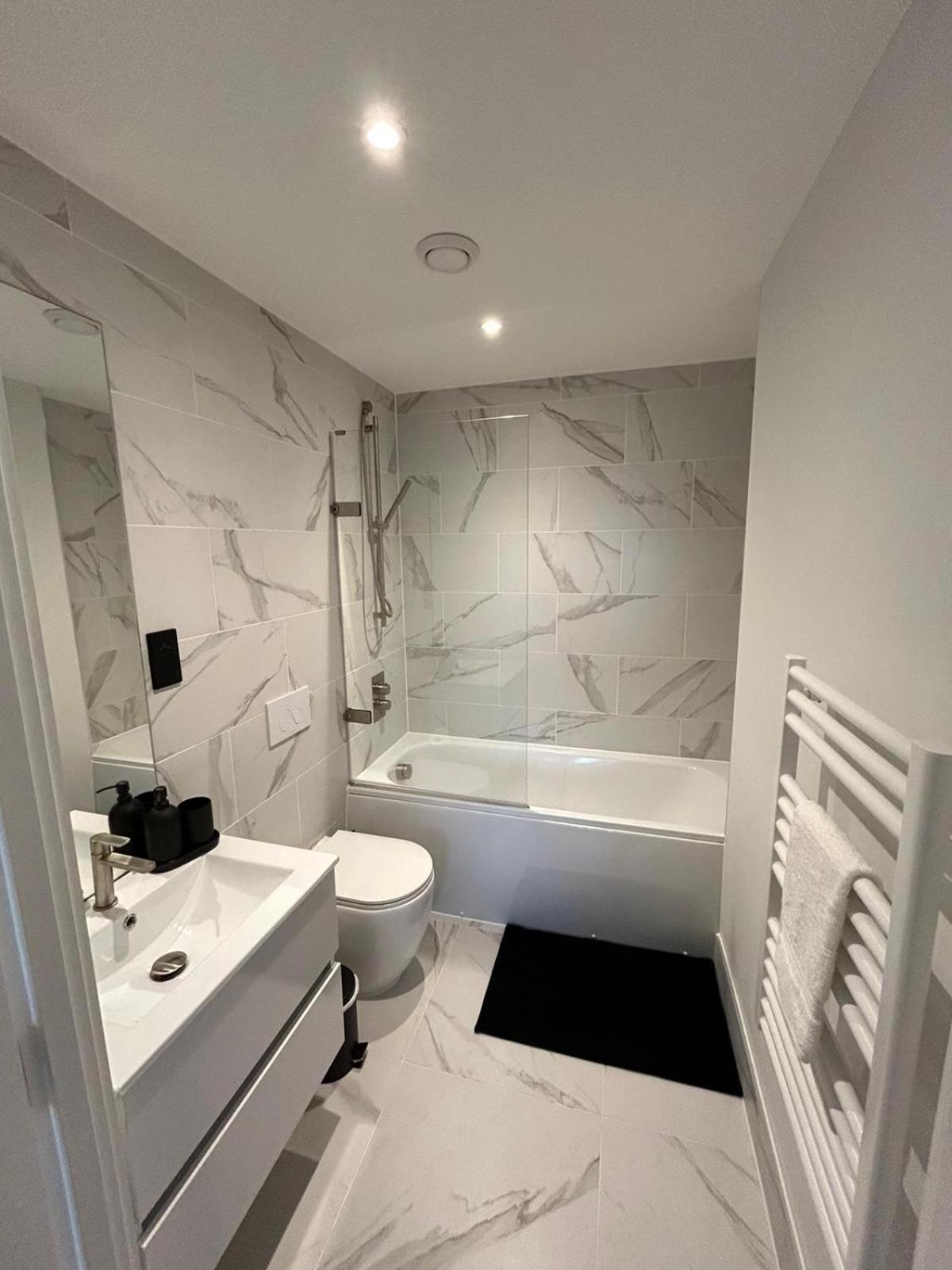 2 Bed 2 Bath In Digbeth Διαμέρισμα Μπέρμιγχαμ Εξωτερικό φωτογραφία